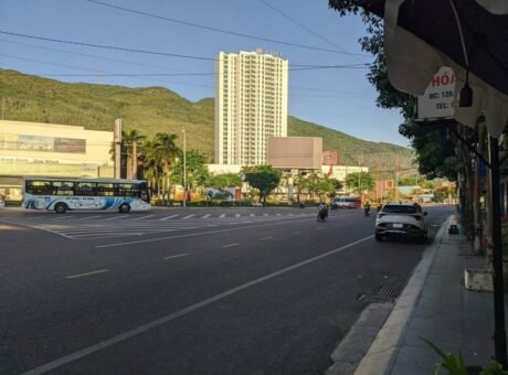 BÁN NHÀ 2 MẶT TIỀN – NGUYỄN TẤT THÀNH & PHÓ ĐỨC CHÍNH – QUY NHƠN