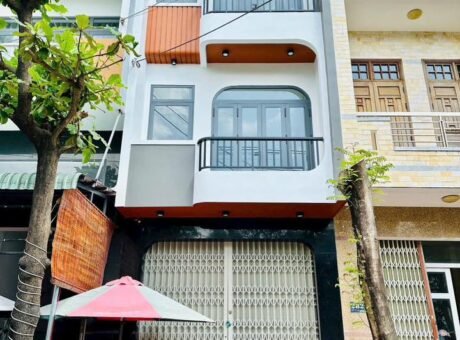 BÁN NHÀ MẶT TIỀN KHU CHỢ ĐẦM – PHƯỜNG QUY NHƠN