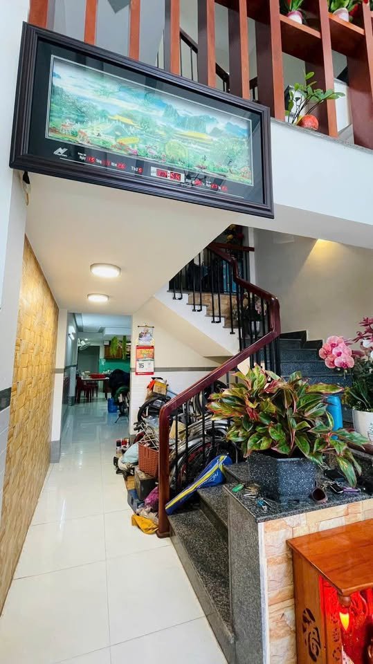 BÁN NHÀ MẶT TIỀN ĐƯỜNG NGUYỄN CÔNG TRỨ TP. QUY NHƠN