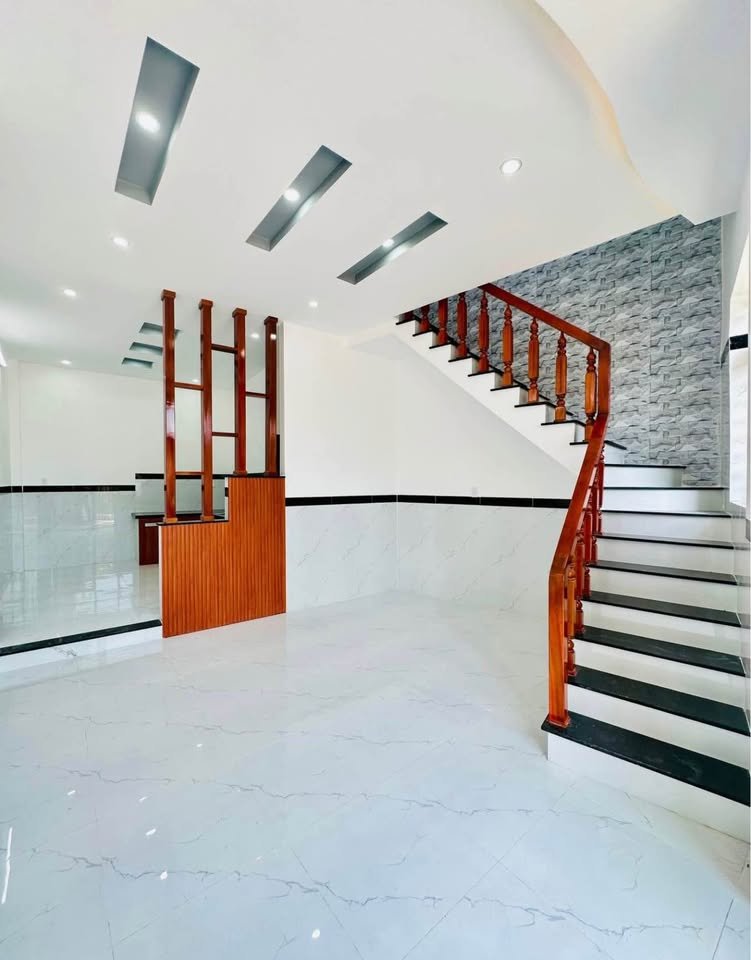 Bán Nhà 2 tầng Hẻm Cạn Tây Sơn Tp Quy Nhơn Bình Định