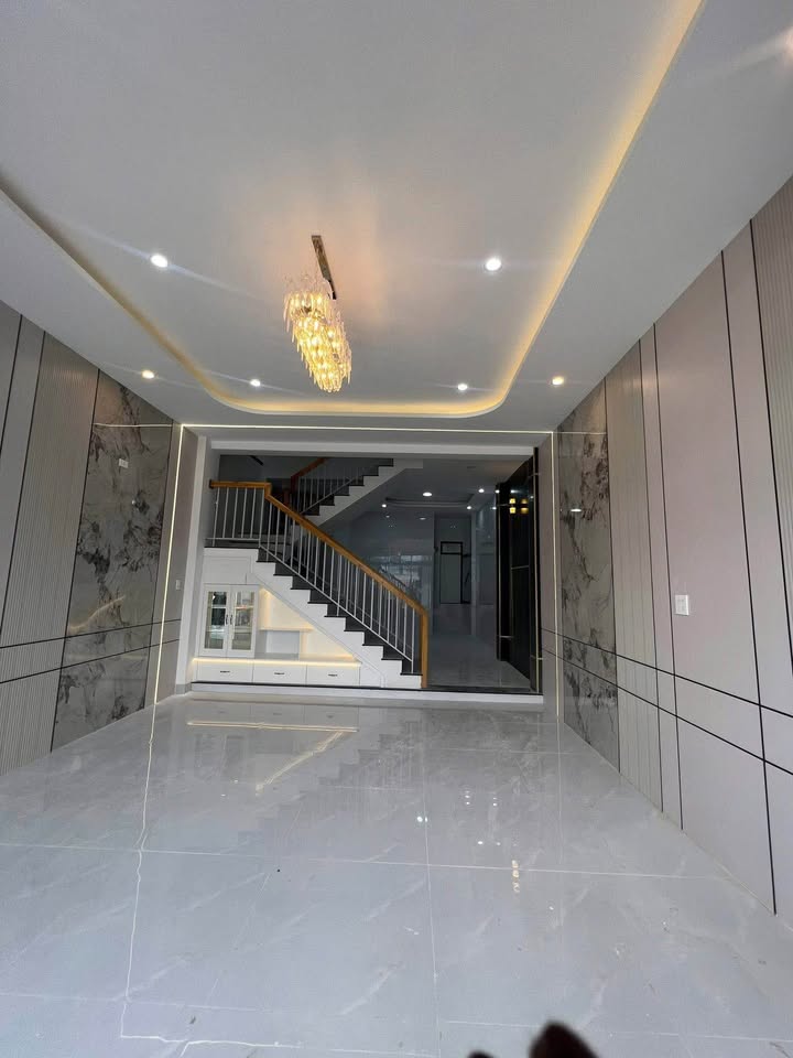 Bán nhà mặt tiền Tôn Thất Tùng Quy Nhơn Bình Định