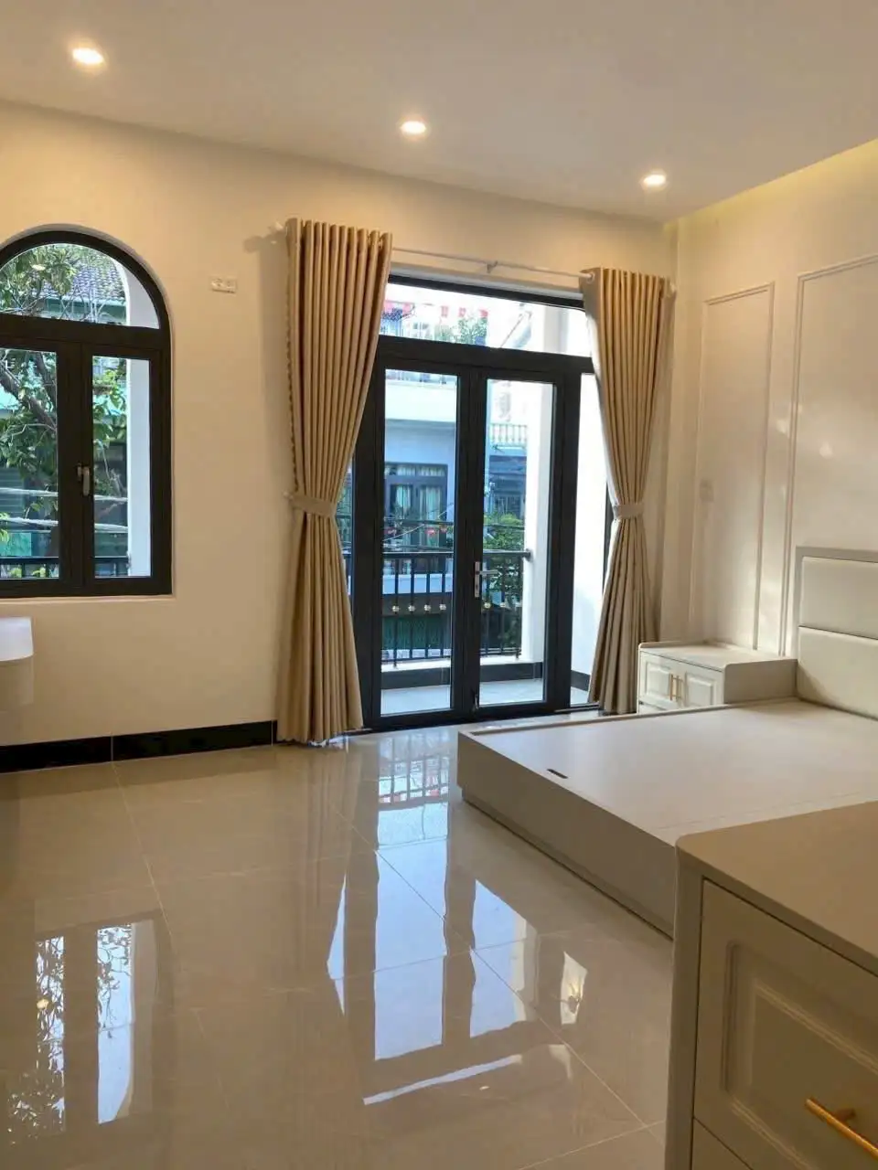 Bán Nhà 3 Tầng Mặt Tiền Đường Thanh Niên TP Quy Nhơn