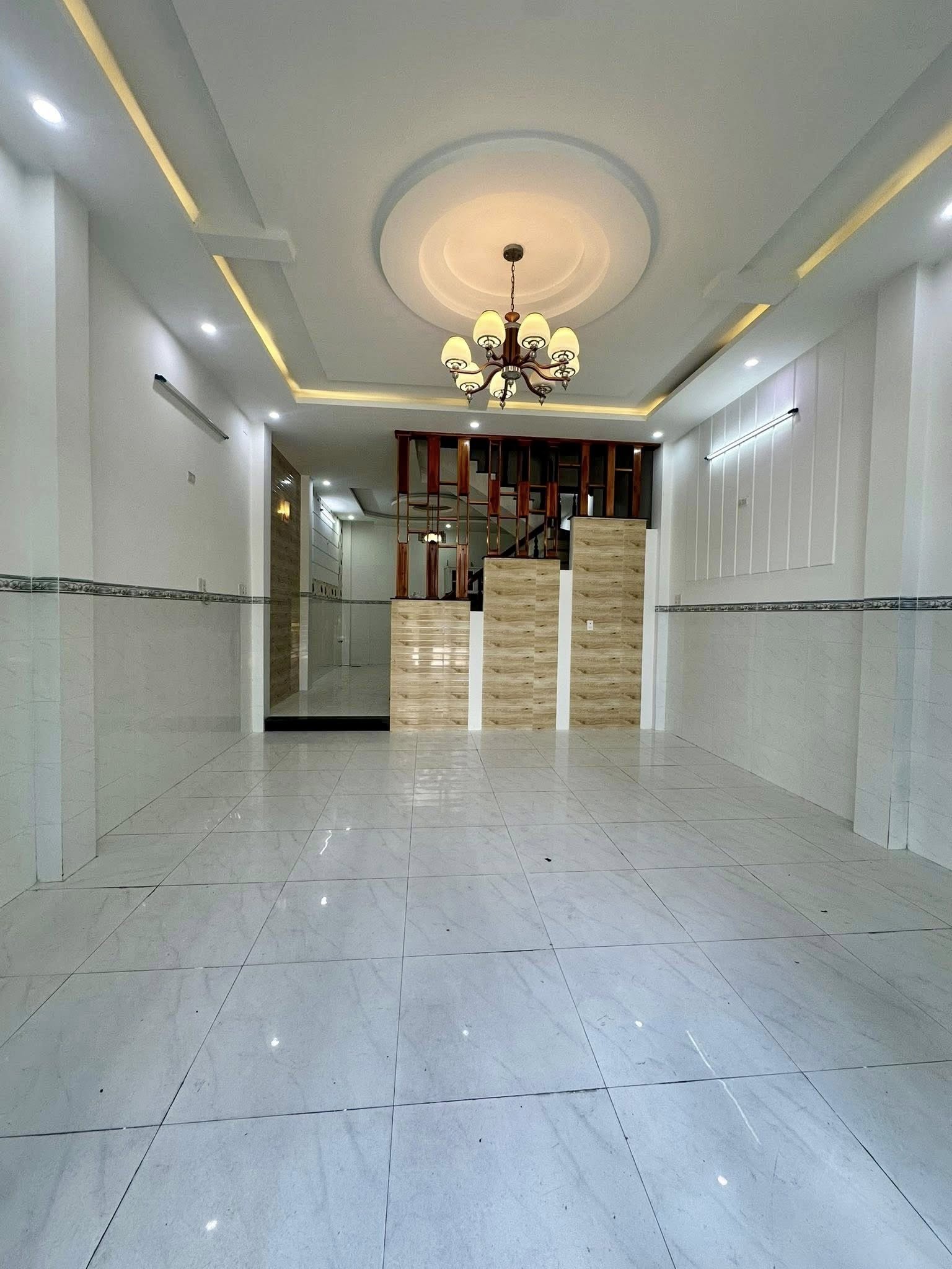 Bán nhà 3 Tầng Mặt Tiền Phường Quang Trung TP Quy Nhơn