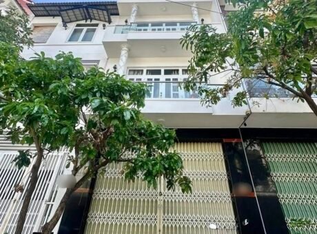 Bán nhà 3 Tầng Mặt Tiền Phường Quang Trung TP Quy Nhơn