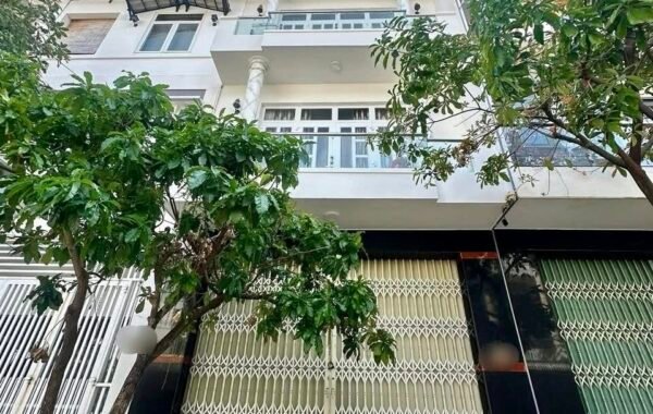 Bán nhà 3 Tầng Mặt Tiền Phường Quang Trung TP Quy Nhơn