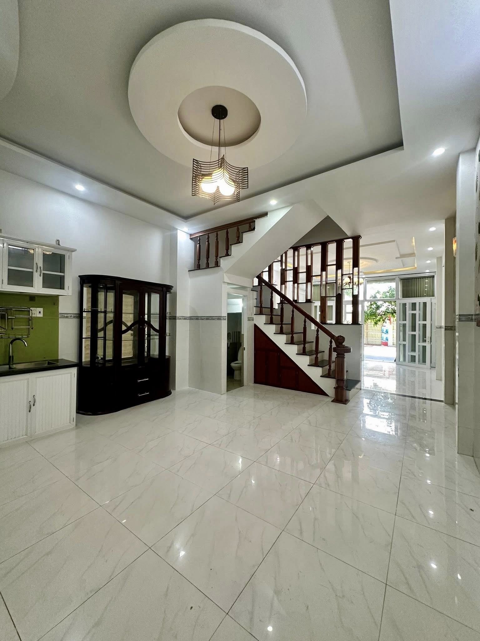 Bán nhà 3 Tầng Mặt Tiền Phường Quang Trung TP Quy Nhơn