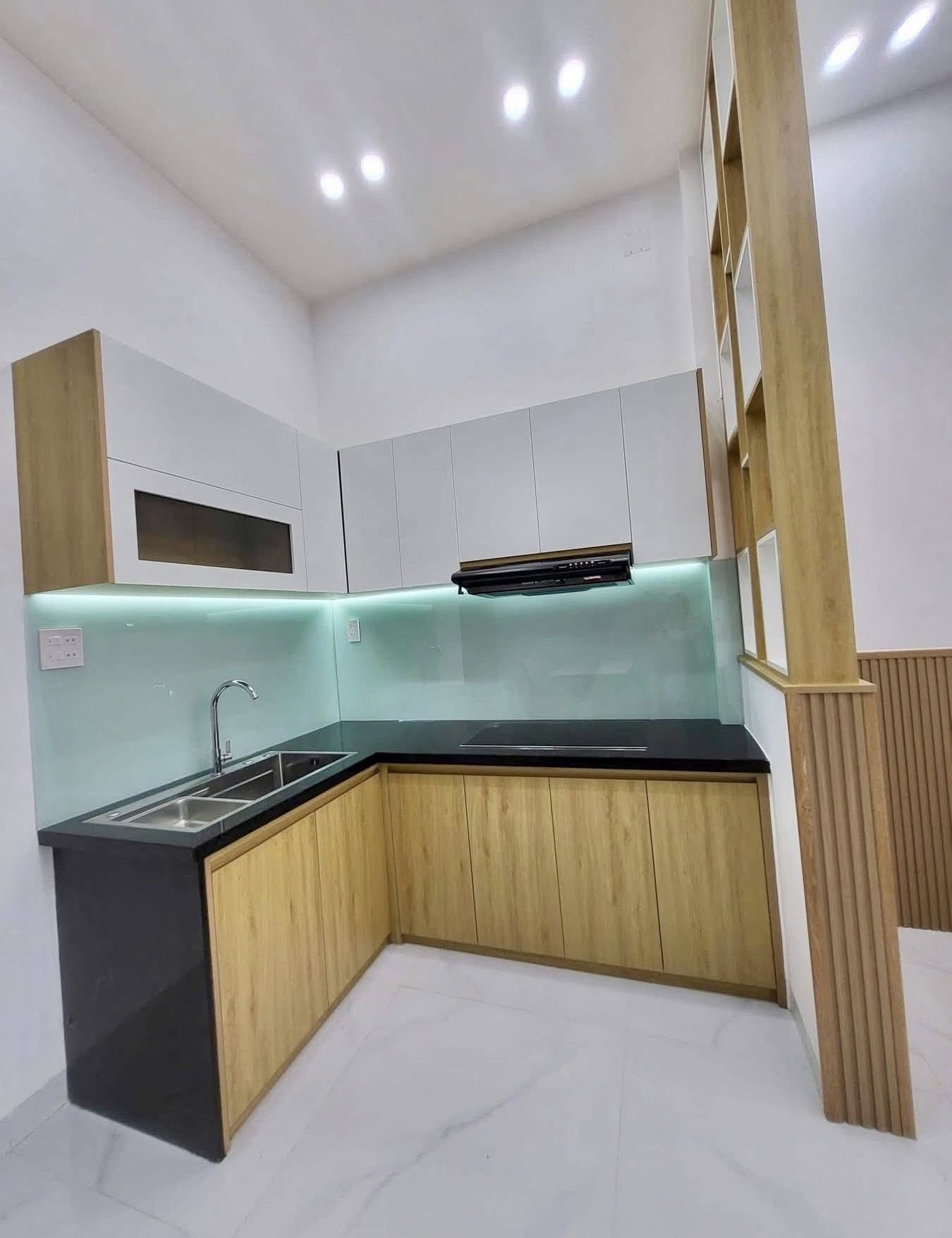 BÁN NHÀ 2 TẦNG HẺM NGUYỄN THÁI HỌC – TP QUY NHƠN