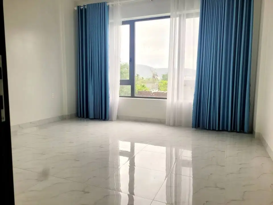 NHÀ 2 MÊ ĐẸP – ĐỐI DIỆN CÔNG VIÊN – KV6 P. NHƠN BÌNH (QUY NHƠN ĐÔNG)