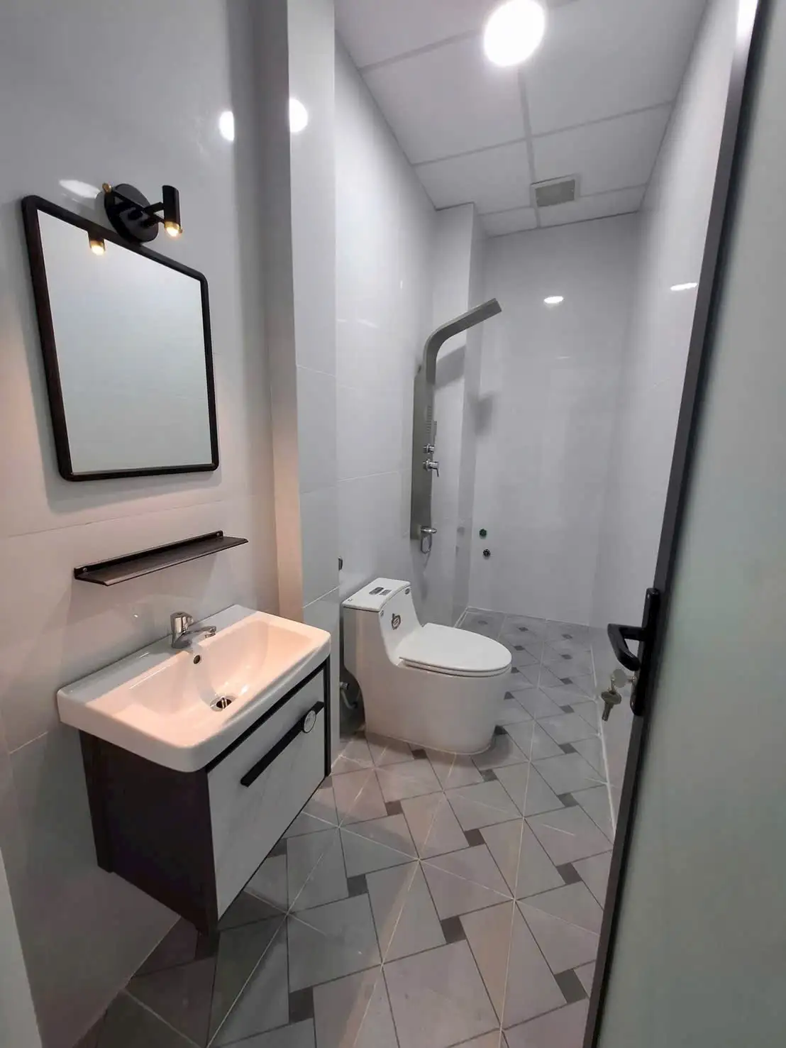 BÁN NHÀ 4 MÊ MẶT TIỀN KHU HÀ THANH 2 – LỘ GIỚI 14M – KINH DOANH TỐT