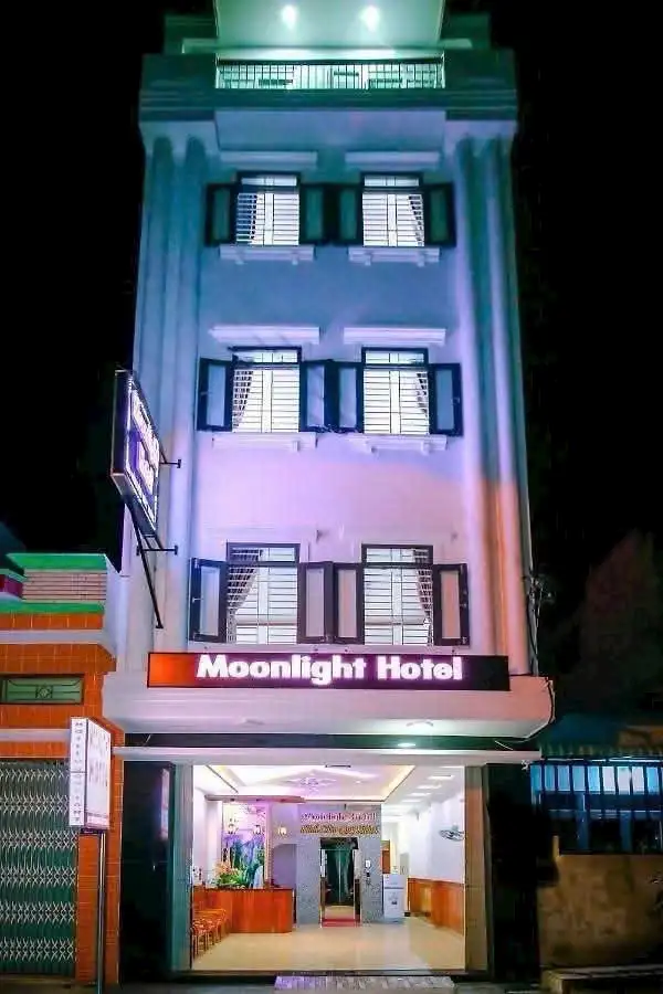 BÁN HOMESTAY 4 TẦNG MẶT TIỀN GẦN BIỂN – TRUNG TÂM TP QUY NHƠN