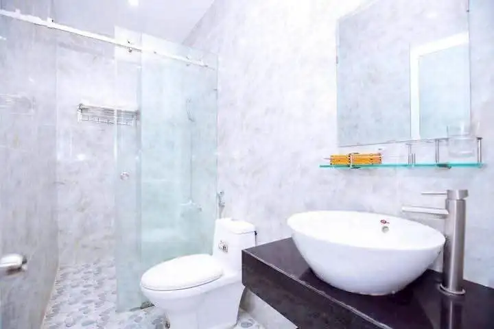 BÁN HOMESTAY 4 TẦNG MẶT TIỀN GẦN BIỂN – TRUNG TÂM TP QUY NHƠN
