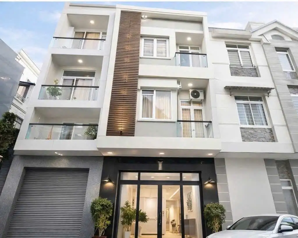 BÁN NHÀ 3 TẦNG NGUYỄN BÁ HUÂN PHƯỜNG LÊ LỢI TP QUY NHƠN