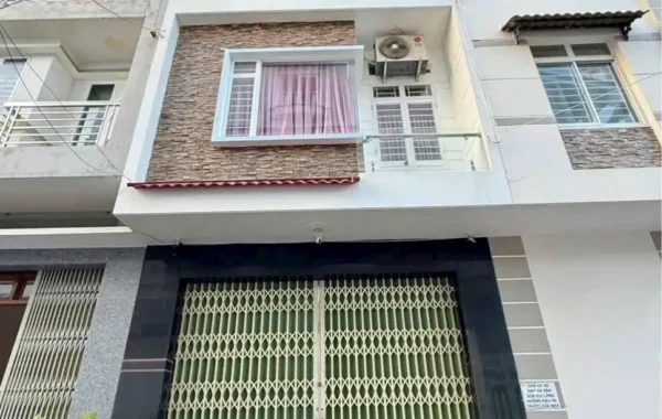 BÁN NHÀ 3 TẦNG NGUYỄN BÁ HUÂN PHƯỜNG LÊ LỢI TP QUY NHƠN