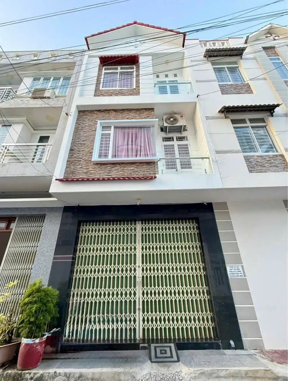 BÁN NHÀ 3 TẦNG NGUYỄN BÁ HUÂN PHƯỜNG LÊ LỢI TP QUY NHƠN