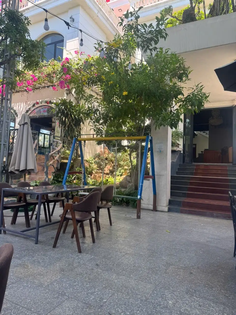 BÁN NHÀ HÀNG – CAFE ĐÔNG GIA VIÊN, TRUNG TÂM QUY NHƠN